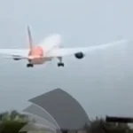 Air India, aereo si schianta al decollo ad Ahmedabad con 242 persone a bordo: volo diretto a Londra, cosa sappiamo