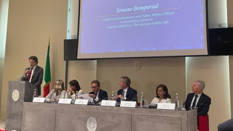 Educazione finanziaria a scuola: dopo un anno corsi attivi nel 50% degli istituti, ma servono più docenti formati. Ricerca Doxa