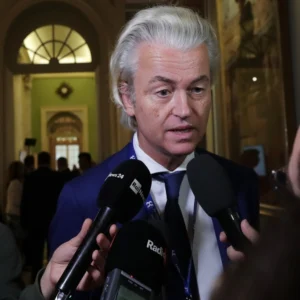 Olanda, cade il governo: l’estrema destra di Wilders abbandona la coalizione