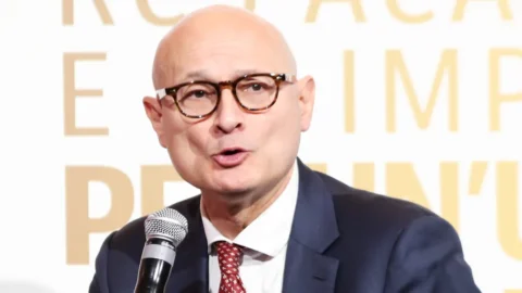 Angelo Campani, addio al direttore generale del Credem. Cda convocato per il 9 luglio