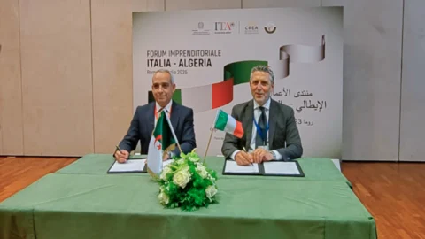 Sparkle e Algérie Télécom firmano un protocollo d’intesa per un nuovo cavo sottomarino tra Italia e Algeria