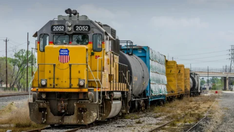 Union Pacific acquisisce Norfolk Southern: fusione storica da 85 miliardi nelle ferrovie Usa