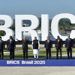 Brics: “Onu, Fmi e Banca mondiale sono da riformare”. E contro i dazi l’idea è l’indipendenza dal dollaro