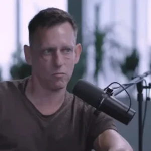 Peter Thiel e l’oligarchia dei miliardari hi-tech: chi è (dopo Musk) la nuova eminenza grigia di Trump