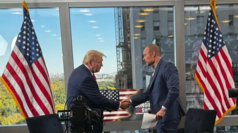 Donald Trump e e Dan Bongino