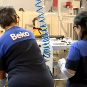Beko Eropa punya CEO baru? Inilah siapa yang akan mengambil alih di tengah tarif furnitur AS dan tantangan Asia.