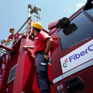 FiberCop accelera sulla fibra: semestre in linea, strategie confermate