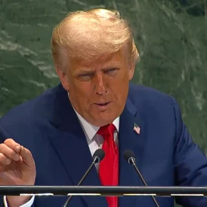 Usa, l’economia dopo un anno di Trump. Sostiene Lisa D. Cook (Fed): inflazione elevata ma sotto controllo, tiene il mercato del lavoro