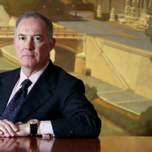 Moda evini borsaya taşıyan Bulgari'nin tarihi CEO'su Francesco Trapani'ye veda.