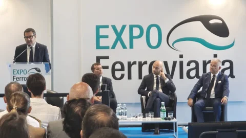 Al via Expo Ferroviaria: ecco il nuovo treno Regionale che arriva fino ai 200 km orari