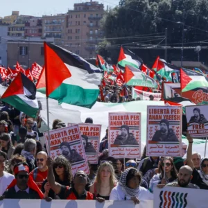 Landini confonde la pace a Gaza con la vittoria di Hamas