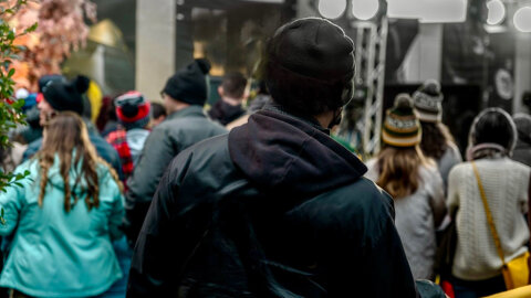 Il nuovo volto del pickpocketing urbano: dal marciapiede alle chiese e gallerie, il furto con destrezza diventa organizzazione