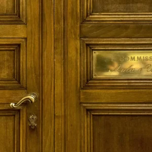 Troppi decreti-legge: in Senato otto proposte per riformare l’articolo 77 della Costituzione e limitare l’abuso