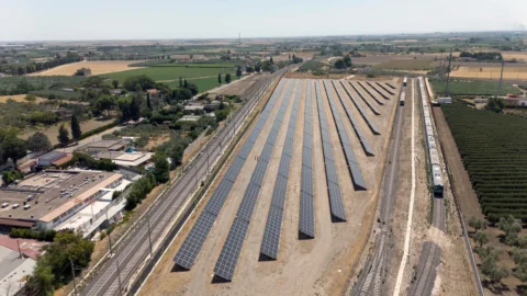 Fs Energy ed Edison Energia avviano fornitura decennale di energia 100% rinnovabile per il sistema ferroviario