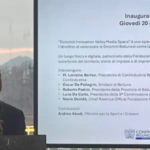 Dolomiti Innovation Valley – Media Space: se inauguró en Belluno el centro digital para Milán-Cortina 2026.