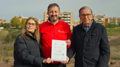 Tim pianta 400 alberi a Roma: un nuovo intervento di forestazione urbana al Torrino Mezzocammino