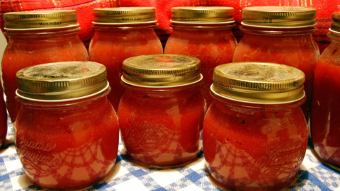 Giornata della colletta alimentare, Poste mette a disposizione 200 mezzi per trasportare il cibo