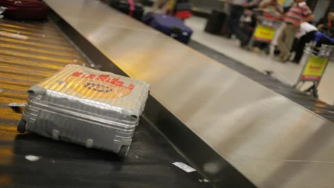 Leonardo rafforza il business aeroportuale negli Usa: maxi contratti da oltre 120 milioni per la gestione bagagli
