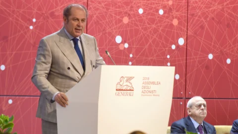 Generali e Natixis: fine delle trattative. “Non ci sono le condizioni per un accordo” sulla joint: decisivi i No di Caltagirone e del Governo