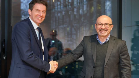 Leonardo e Knds uniscono le forze: accordo per nuovo programma sull’artiglieria semovente