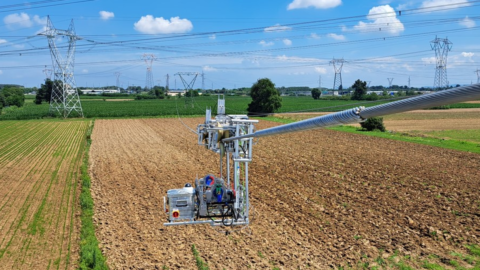 Contro il riscaldamento globale Terna investe altri 2 milioni in robotica e analisi climatica