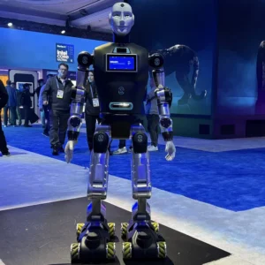 CES 2026&nbsp;: Présentation du RoBee d’Oversonic Robotics, un robot humanoïde cognitif destiné aux usines et aux hôpitaux.