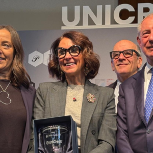 Comienza Pitti Uomo, Unicredit recibe el premio Pitti Immagine