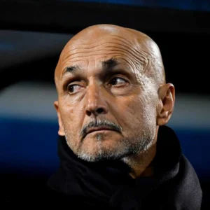 A Roma venceu o Pisa por 3 a 0 e voltou à disputa da Liga dos Campeões: os jogos de hoje serão Atalanta-Juve e Milan-Udinese.