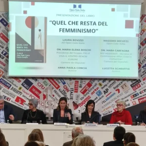 „Ce a mai rămas din feminism”: Între cultura „trezire” și patriarhat, iată de ce problema nu este doar despre femei.