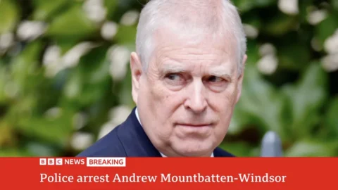 L’ex principe Andrea arrestato nel Regno Unito e rilasciato dopo 12 ore di interrogatorio: condivise informazioni riservate con Jeffrey Epstein