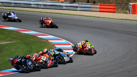 Moto GP, quando lo spettacolo mette in gioco la sicurezza