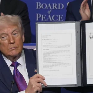 Board of Peace, Trump: “Usa contribuiranno con 10 miliardi”. E lancia l’ultimatum all’Iran