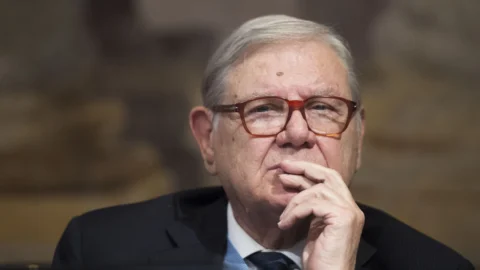 Morto l’economista Piero Barucci: già ministro e presidente di Mps, aveva 92 anni