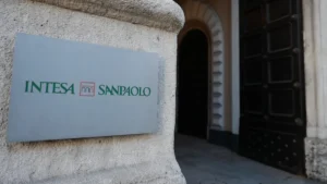 Banche europee per capitalizzazione: Intesa con Mps sarebbe terza. Ecco la classifica (e c’è anche Unicredit)
