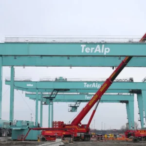 Fs Logistix potenzia la logistica verso l’Europa con le prime gru a Milano Smistamento