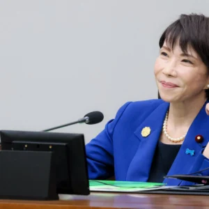 Giappone, svolta storica: Tokyo apre all’export di armi e incrina il tabù pacifista