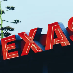 Texas: El bastión de Trump se derrumba, derrota electoral y las encuestas se desploman.
