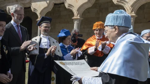 Mattarella: “Europa indispensabile per la pace, dica no ad allargamento conflitti”