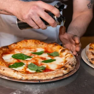 La Città della Pizza: parte da Roma il tour che selezionerà i migliori talenti della pizza napoletana in vista della finale di Piazza di Siena