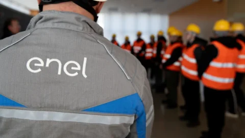 Enel, al via il percorso di formazione scuola-lavoro per favorire l’inclusione sociale dei giovani di Caivano