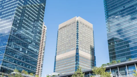 Family office e immobiliare: il ritorno dei “mattoni” come asset strategico