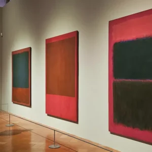 Exposición de Rothko en Florencia: El Palazzo Strozzi explora la extraña relación entre el Renacimiento y el arte abstracto.