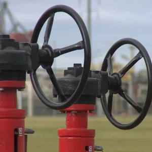 Il prezzo del gas alle stelle preoccupa l’Europa ancora più del petrolio. Ecco perché e quali sono i rischi