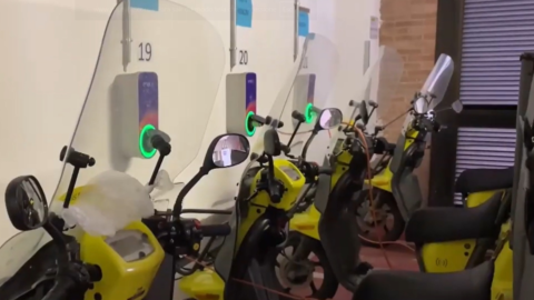 Consegne a zero emissioni, il modello virtuoso di Poste Italiane a Viareggio
