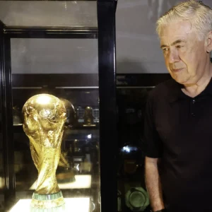 Brasile, l’effetto Ancelotti non c’è: solo il 29% dei tifosi crede alla vittoria del Mondiale (e il 54% neanche è interessato)