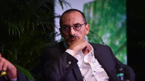 Enel, Gianni Vittorio Armani übernimmt die Leitung bei Endesa: ein Führungswechsel nach 12 Jahren.