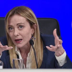 Lavoro, approvato decreto Primo Maggio: quasi 1 miliardo di incentivi occupazionali, confermati i bonus giovani e donne e le tutele dei rider