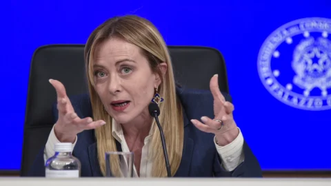 Lavoro, approvato decreto Primo Maggio: quasi 1 miliardo di incentivi occupazionali, confermati i bonus giovani e donne e le tutele dei rider