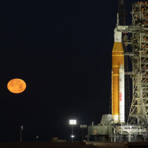 Artemis II, lancio verso la Luna: orario, missione e tutto quello che c’è da sapere sul volo che riapre la corsa nello spazio