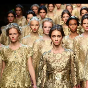 奢侈品不再是奢侈品：Stefano Gabbana 卸任 Dolce & Gabbana 总裁一职，标志着从创意愿景向全球管理的转变。